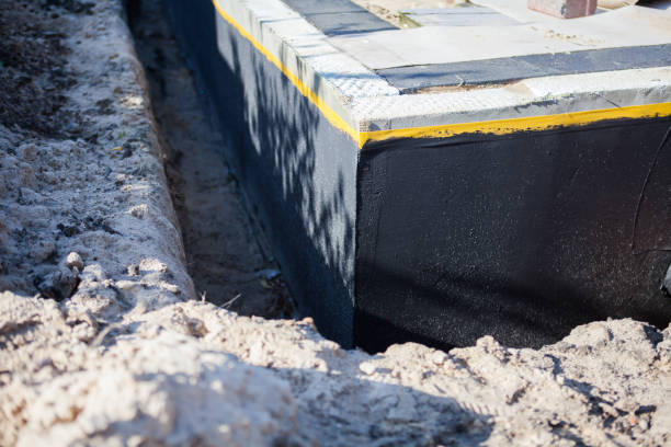 Professional Vapor Barrier Installation technician working in Gibsonburg, OH